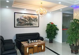 雄大开关接待室